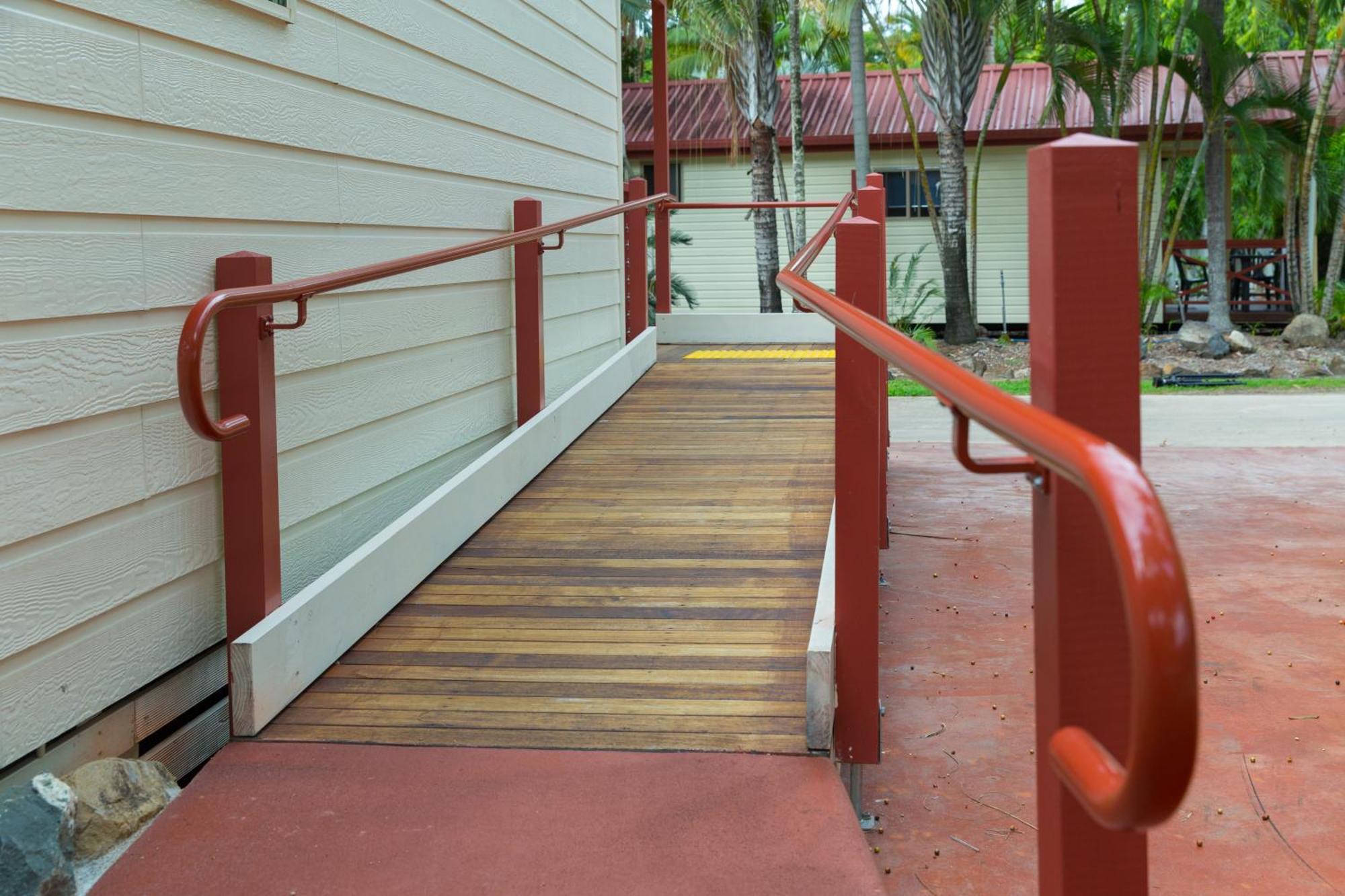 Big4 Adventure Whitsunday Resort Airlie Beach Esterno foto