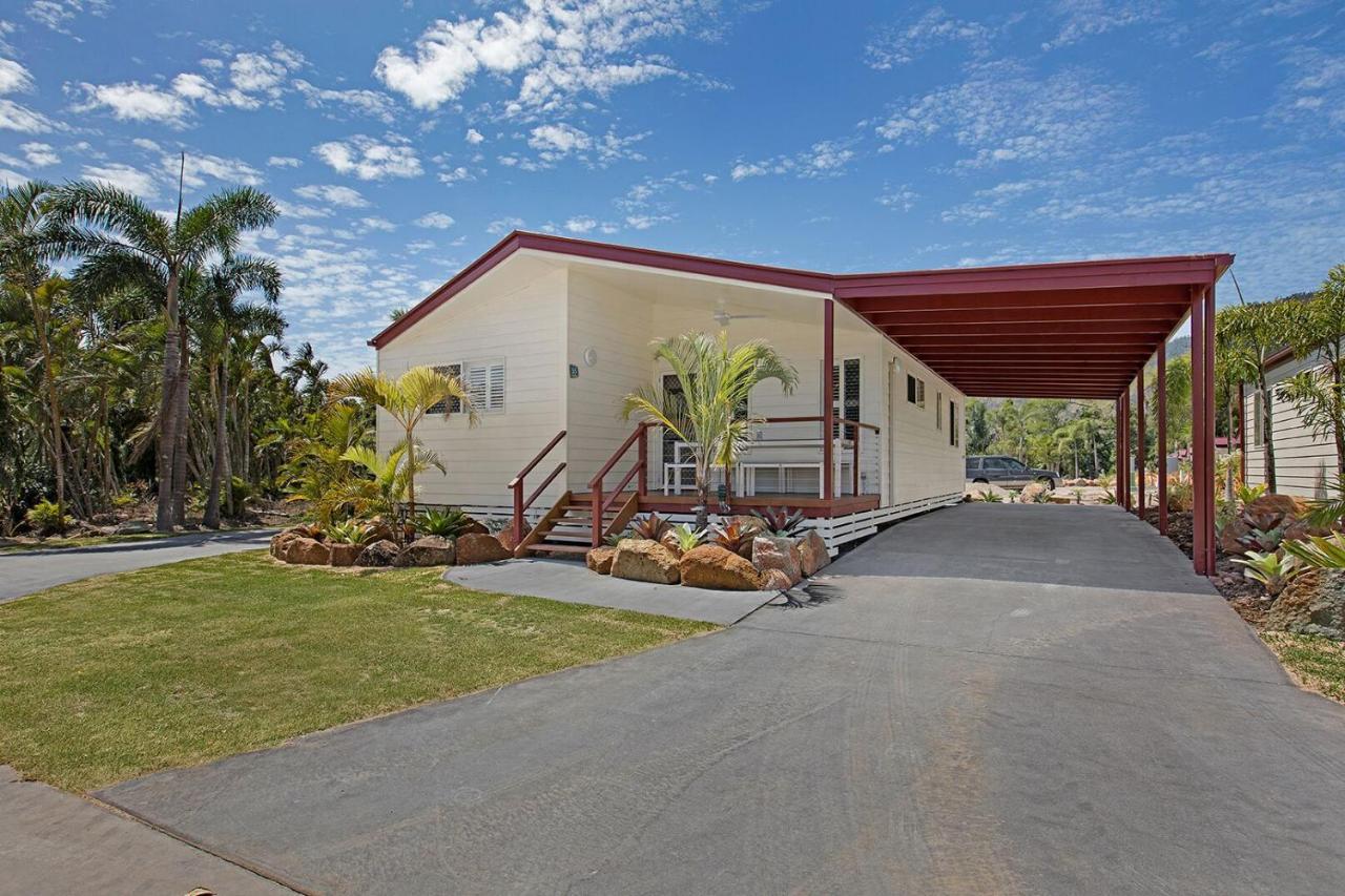 Big4 Adventure Whitsunday Resort Airlie Beach Esterno foto